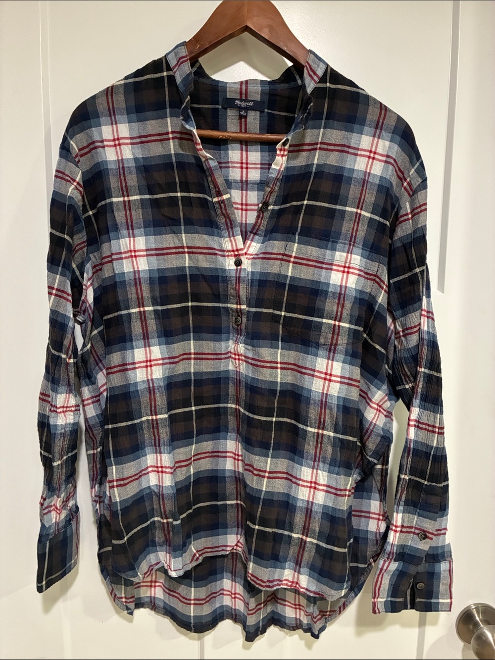 Madewell Plaid Button-Down Shirt in Navy, White & Red